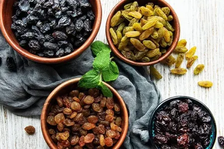 Səhərlər bir ovuc kişmiş yeyərək - ÖMRÜNÜZÜ UZADIN