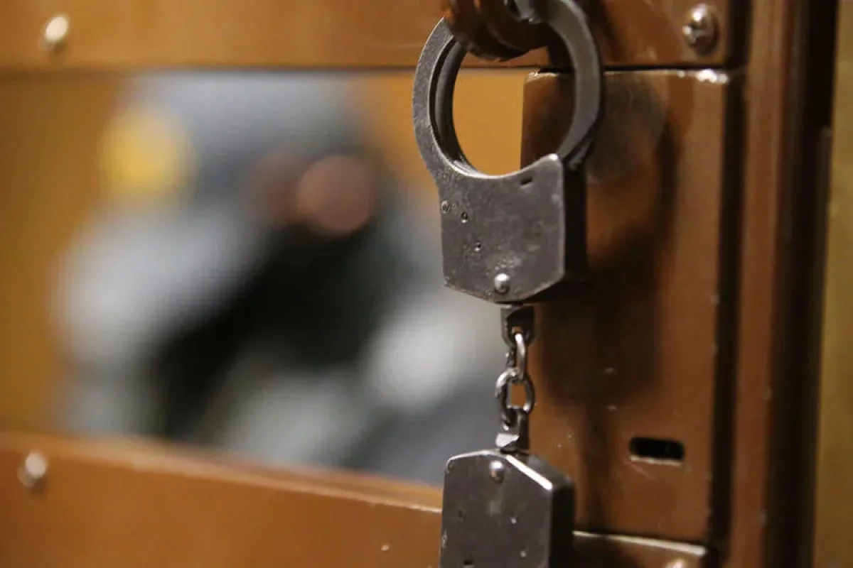 Daha bir DƏLƏDUZLUQ - qum dolu qutular satdılar