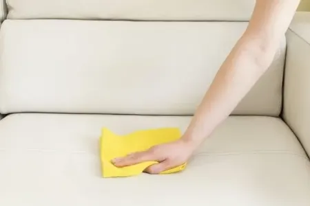 Dərin oturacaqların 3 tərkiblə təmizlənməsi