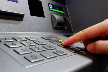 Bu şəxslərin kartına əlavə məbləğ köçürüləcək - Mayın 5-nə qədər...