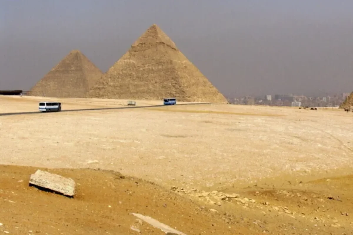 Alimlər Misir piramidalarının sirrini açdı: - Daş bloklar belə daşınırmış