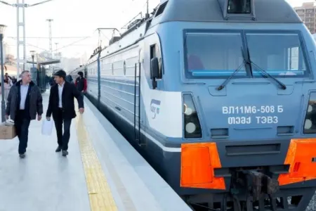 Bakı-Tbilisi-Bakı qatarı 28 maydan - AÇILACAQ?