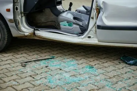 Ağstafada avtomobillər toqquşdu: 5 nəfər xəsarət aldı