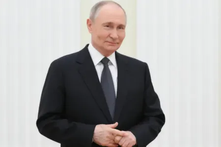 Putin nəvələrindən danışdı