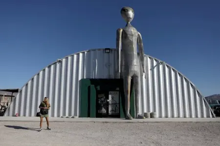 Yadplanetlilərin yerdəki bazalarına dair məxfi sənəd - AÇIQLANDI