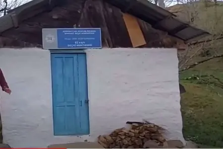 Cəmi 2 şagirdi olan Dico məktəbi - Rəsmi AÇIQLAMA