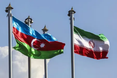 Azərbaycan və İranın beyin mərkəzləri memorandum imzaladı