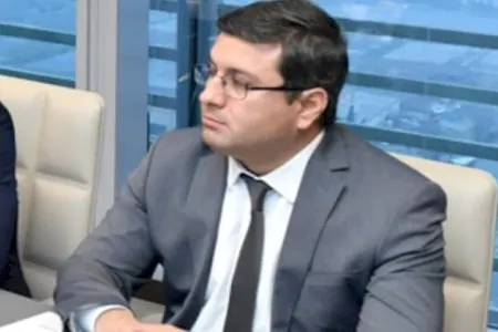 Yeni təyin edilən nazir kimdir?