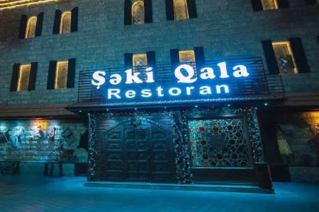 Bakının mərkəzində məşhur restoran sökülür: - Plana düşüb
