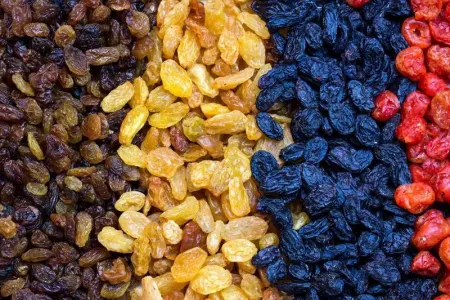 Gün ərzində nə qədər kişmiş yemək olar?