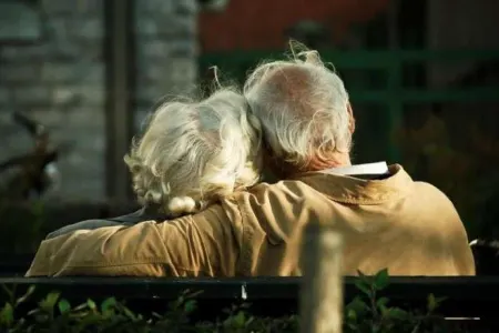 Kişilər qadınlardan daha tez ölür - ŞOK SƏBƏB