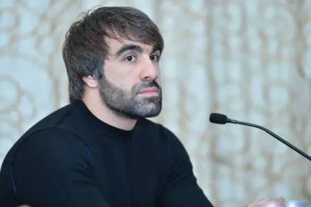 Rafael Ağayev əməliyyat olundu - FOTO