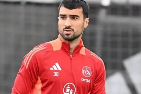 “Nürnberq”dən Mahir Emreliyə xüsusi hədiyyə