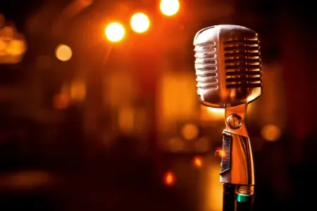 Yanaraq həlak olan müğənni faciədən əvvəl görün kimi TƏHQİR EDİB - FOTO