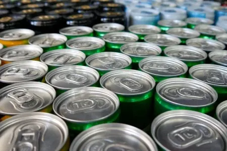 Gənclərin sevimli içkisi - orqanizmi belə ZƏHƏRLƏYİR