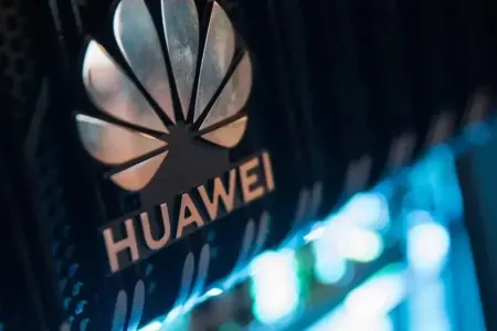 Huawei-dən böyük addım