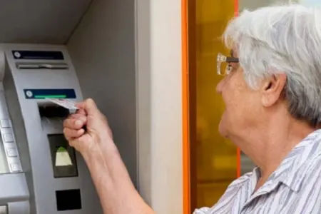 Pensiya alanlara YENİ XƏBƏR: - Daha yüksək məbləğ ala bilərsiniz