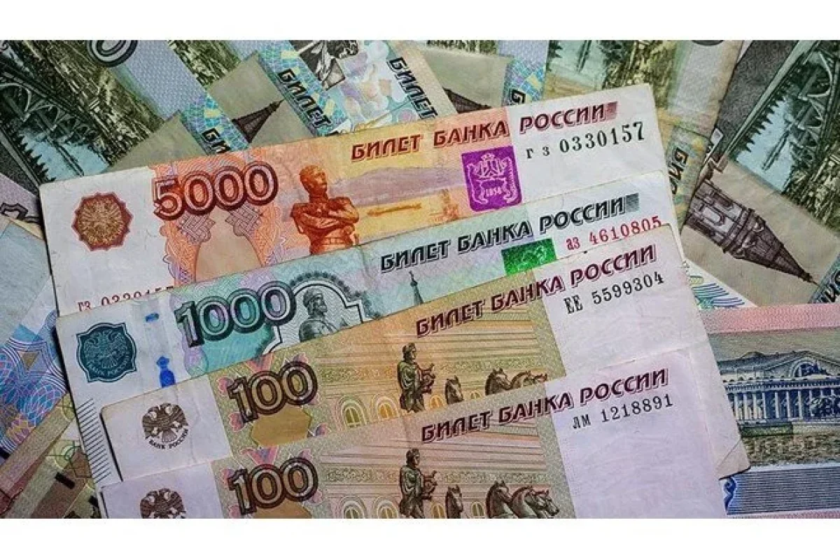 Rubl 40%-dən çox - BAHALAŞDI