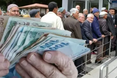 Pensiyalar əlavə bonuslarla veriləcək
