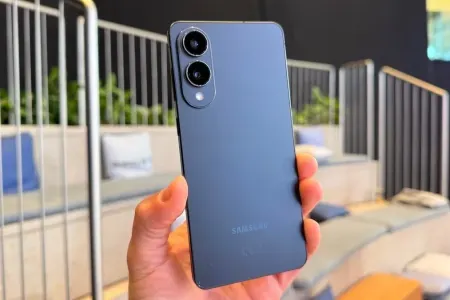 Samsung Galaxy S25 Edge Plus modelini bitirə bilər