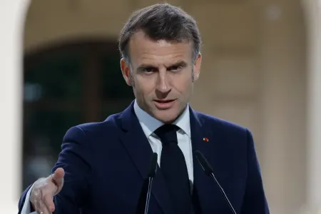 Fransadan Rusiyaya sanksiya təhlükəsi