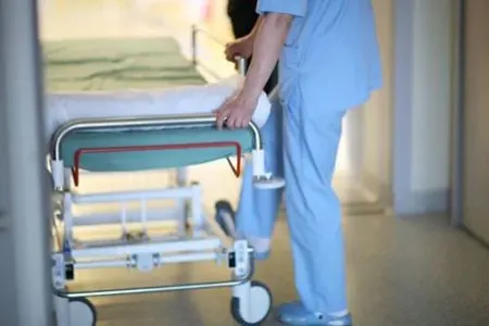 Kürdəmirdə əməliyyatdan sonra qadın ölümü ilə bağlı ŞOK İDDİA: "Meyiti palatada gizlədiblər"