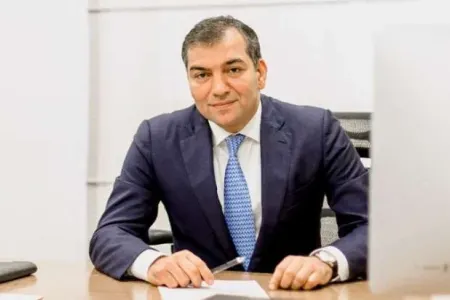 Fuad Nağıyev bu idarələrə rəis təyin etdi