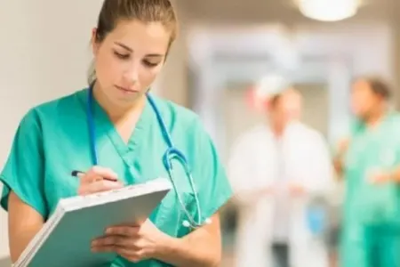 Azərbaycanda tibb bacıları nə qədər MAAŞ ALIR?