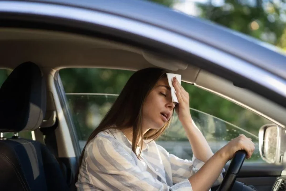 Avtomobili sərin saxlamaq üçün 5 ÜSUL