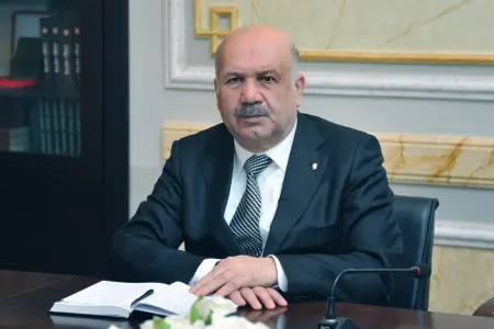 Maşın ala bilməyən deputata iqtisadçıdan təklif – - “500 manat ödəsin…”