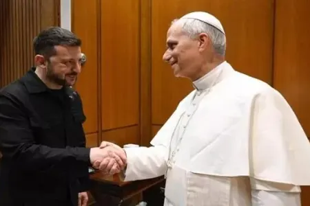 Zelenski Roma Papası ilə görüşdü