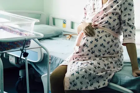 Azərbaycanda 15 yaşlı qız ANA OLDU