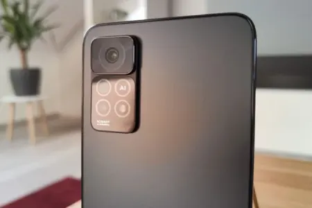 Bu telefonların istifadə müddəti - BAŞA ÇATIR