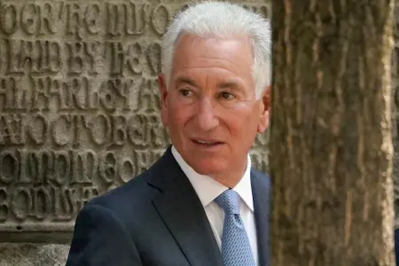 Donald Trampın qudası səfir təyin edildi