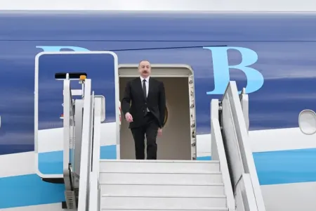 Prezident Macarıstana getdi - FOTOLAR