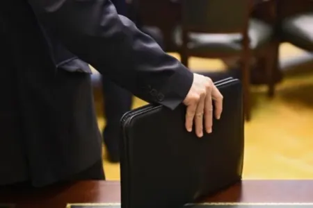 "Bakı Metropoliteni"nin 2 əməkdaşı - İSTEFA VERDİ