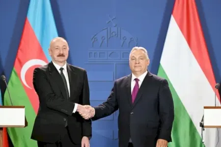 İlham Əliyev və Viktor Orban mətbuata birgə bəyanatla çıxış etdilər