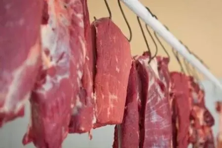 Azərbaycan bazarına PARAZİTLİ ƏT daxil olub