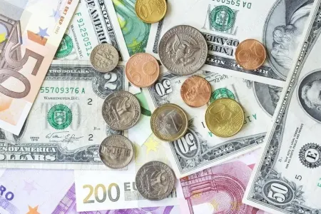 Avro bahalaşdı, rubl ucuzlaşdı, dollar isə...