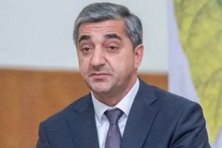 Yeni təyin edilən nazirin - DOSYESİ