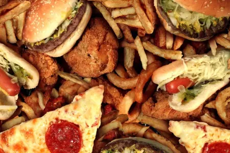 Fast food yeməklərinin yeni təhlükəsi