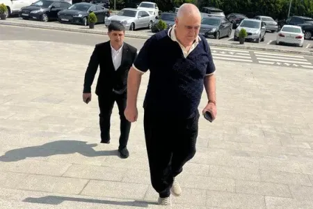 Sualı cavablamaq üçün savadım yoxdur - "Şərurlu İsfəndiyar"ın ifadəsi