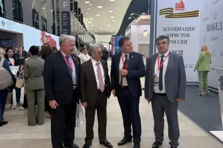 İlham Rəhimov XIII Sankt-Peterburq Beynəlxalq Hüquq Forumunda iştirak edib - FOTO