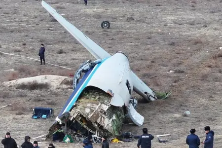 AZAL təyyarəsinin qəzaya uğradığı yerdə abidə ucaldıldı