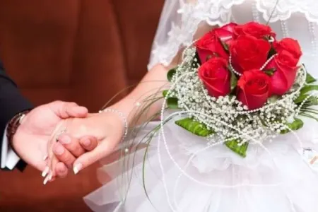 Bu məşhurun Bakıda dəbdəbəli toyu olacaq - FOTO