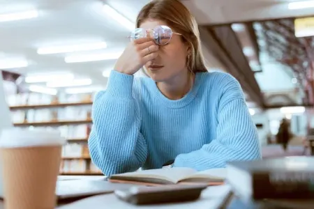 Psixiatr stresin gizli əlamətlərini açdı