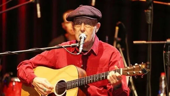 Tanınmış müğənni vəfat etdi - FOTO