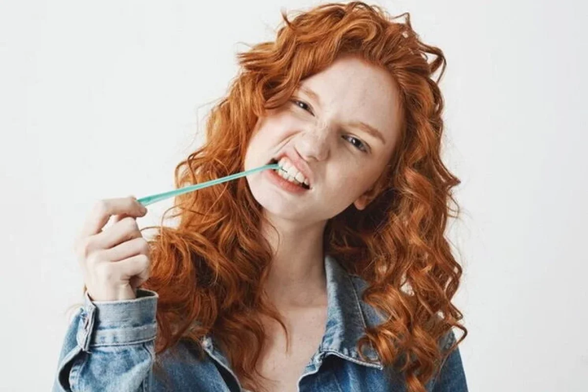 Dişləri yumamağın ürəyə nə aidiyyəti?