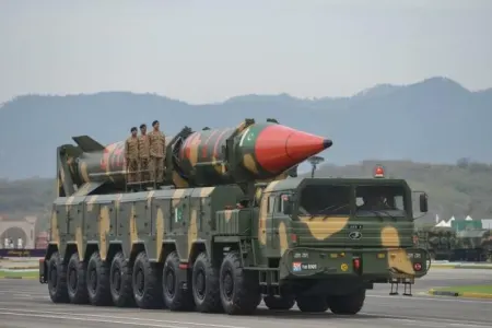 Pakistan Hindistanı nüvə raketi ilə vurub?
