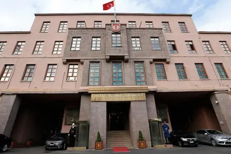 Türkiyə Milli Müdafiə Nazirliyi Azərbaycanı təbrik etdi